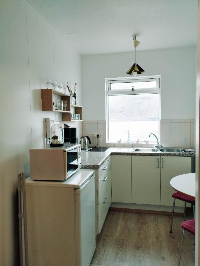 Bergistangi Guest House Northurfjorthur Экстерьер фото